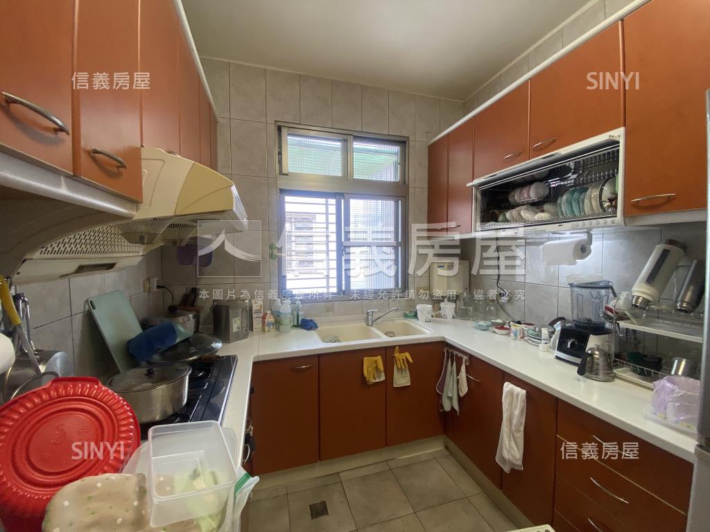 武昌公寓黃金三樓房屋室內格局與周邊環境