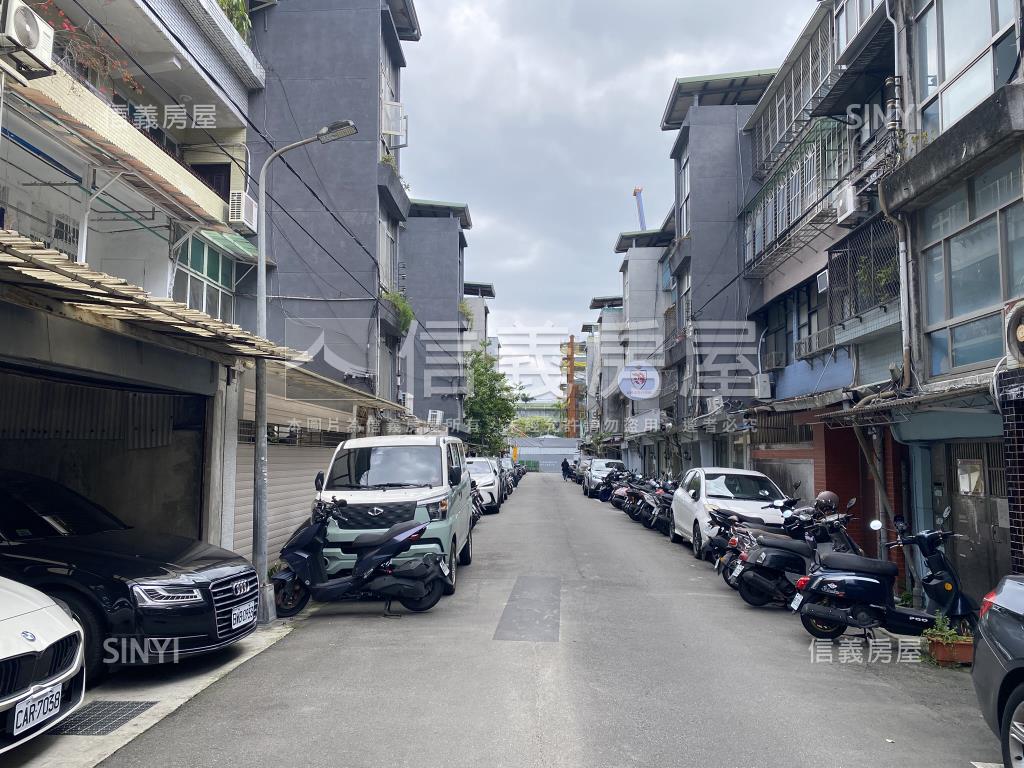 武昌公寓黃金三樓房屋室內格局與周邊環境