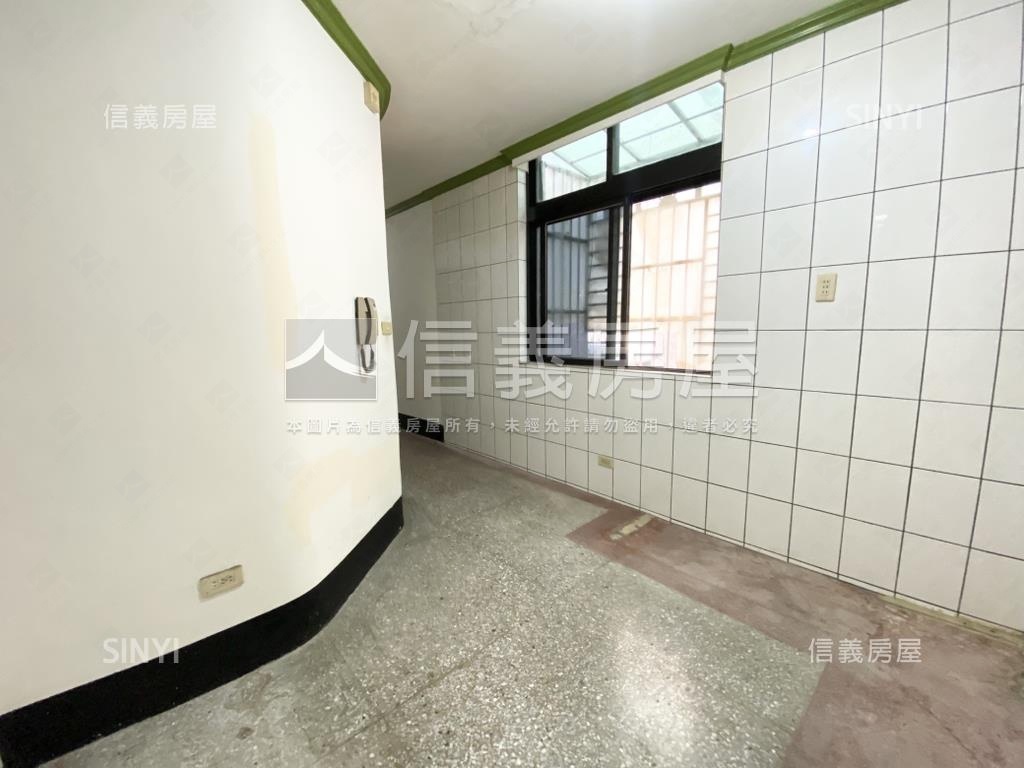 德昌街邊間３房成家好宅房屋室內格局與周邊環境