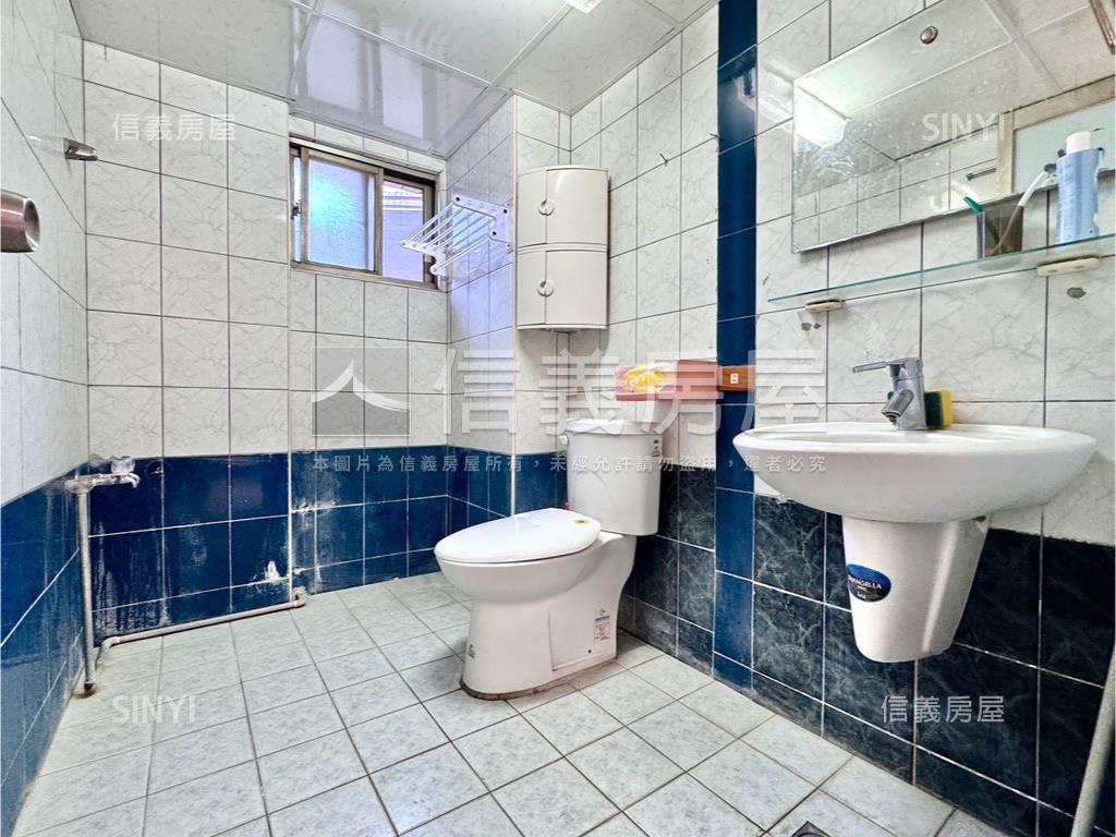 近屏東榮總大三房平車房屋室內格局與周邊環境