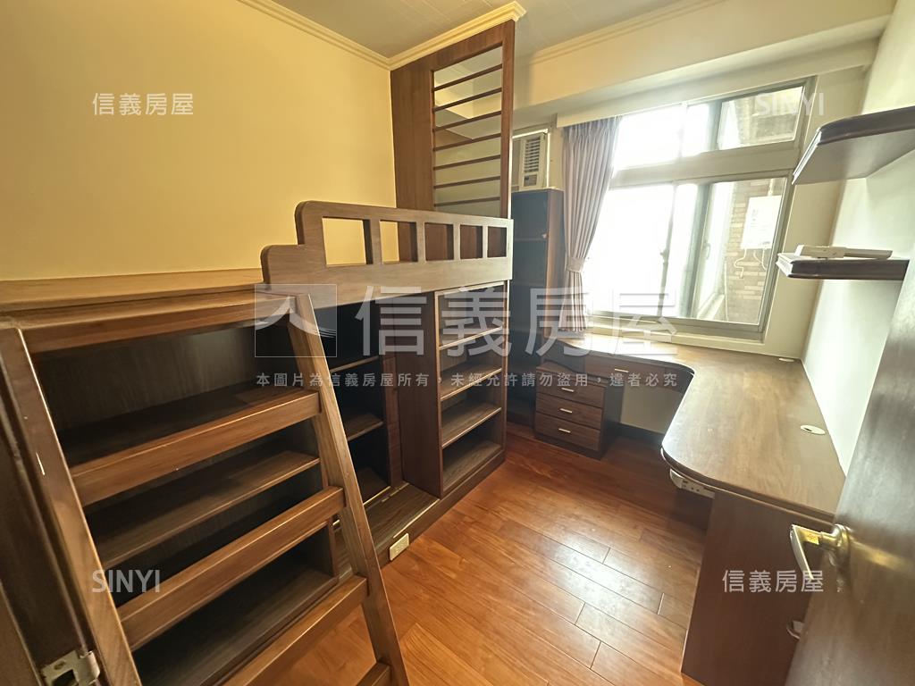 東宇花園城景觀四房車房屋室內格局與周邊環境