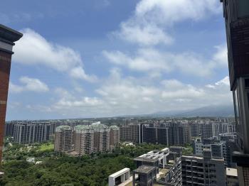 東宇花園城景觀四房車