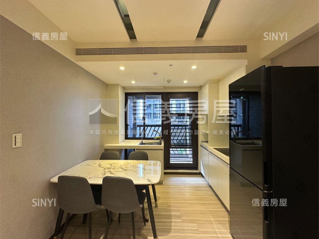 大悅˙瑰麗裝潢兩房雙陽台房屋室內格局與周邊環境