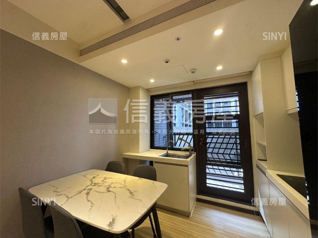 大悅˙瑰麗裝潢兩房雙陽台房屋室內格局與周邊環境