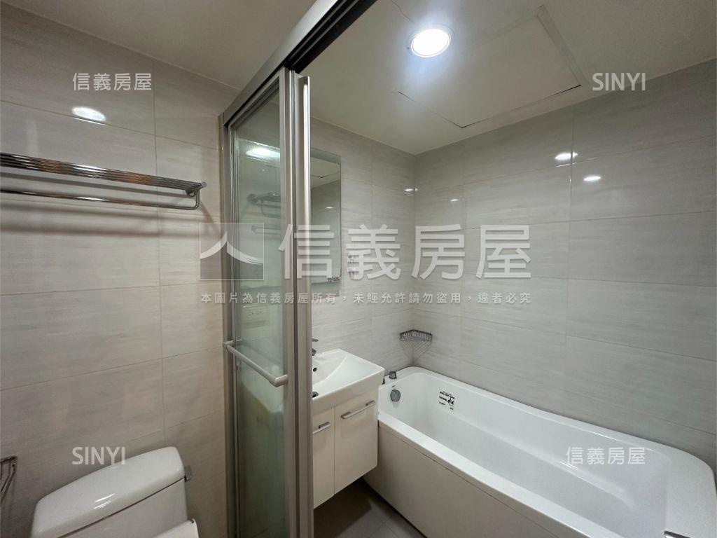 大悅˙瑰麗裝潢兩房雙陽台房屋室內格局與周邊環境