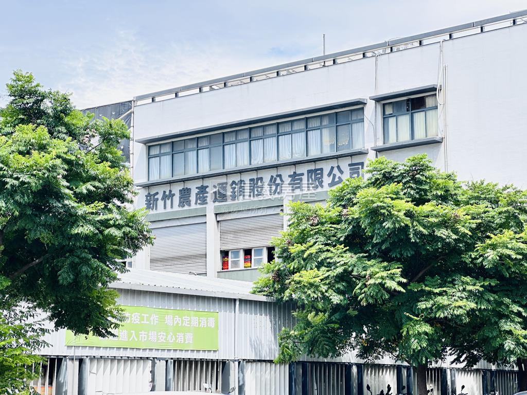專委近巨城大３房車位房屋室內格局與周邊環境