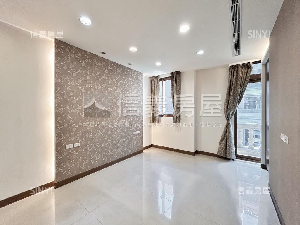 【尊爵】百坪電梯別墅房屋室內格局與周邊環境