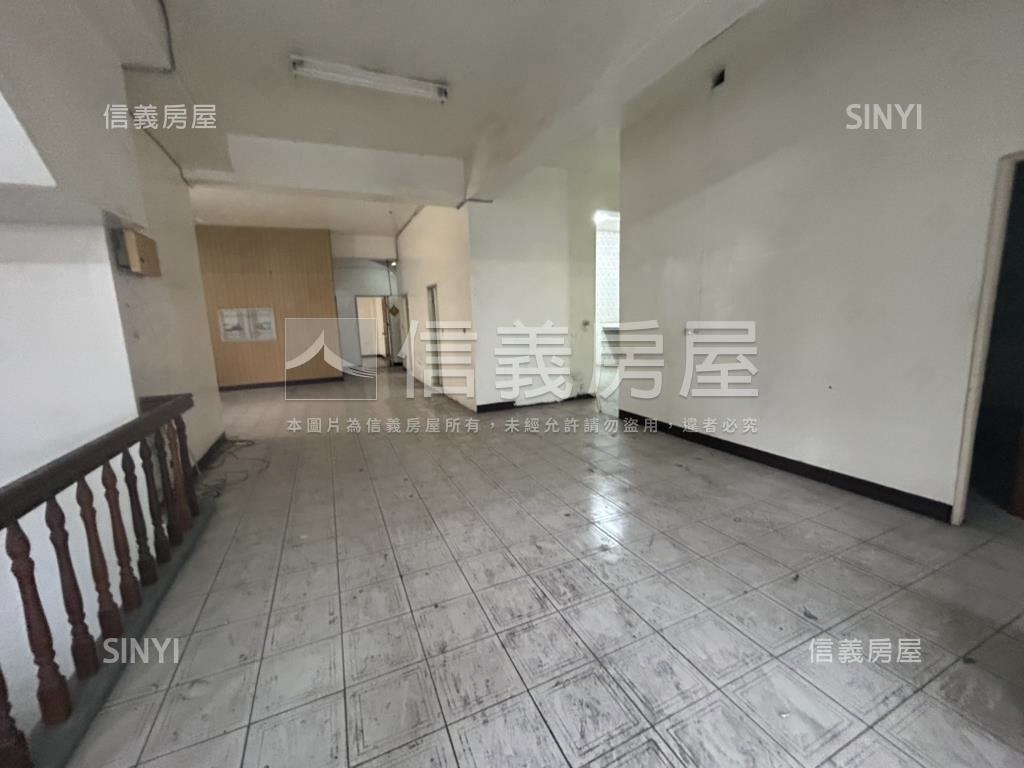 產業園區土地４８３坪廠房房屋室內格局與周邊環境