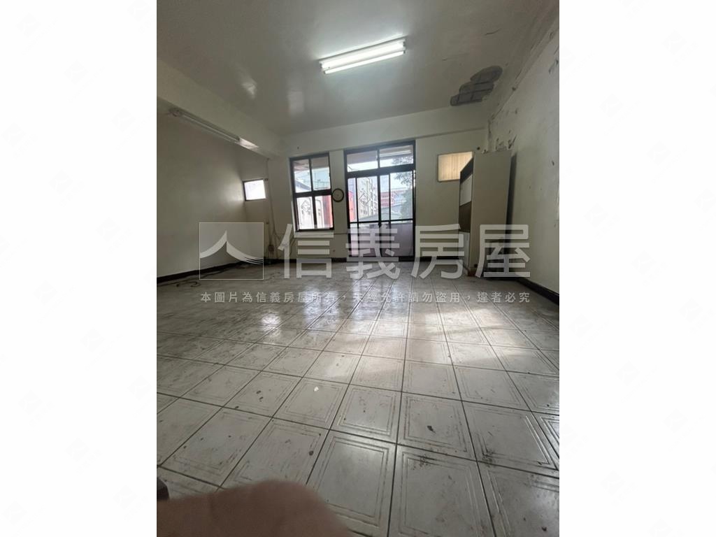 產業園區土地４８３坪廠房房屋室內格局與周邊環境