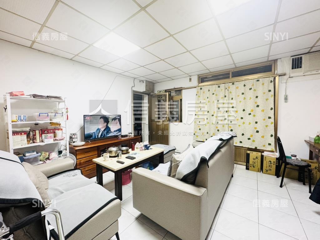 近家樂福美寓一樓房屋室內格局與周邊環境