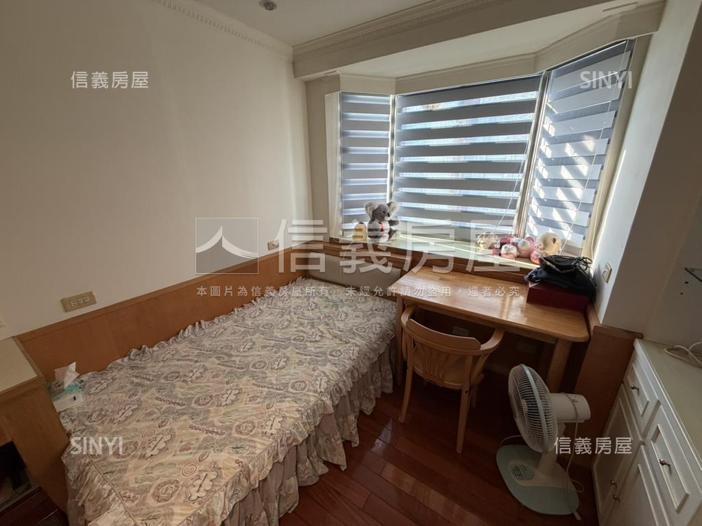 三民商圈大坪數雙平車房屋室內格局與周邊環境