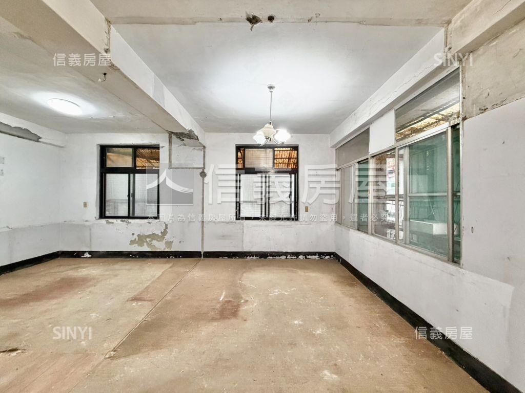 中華路，公寓三樓房屋室內格局與周邊環境