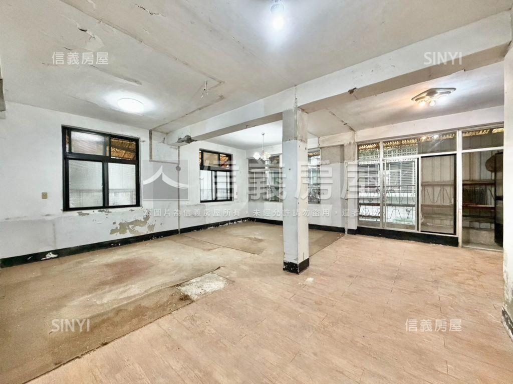 中華路，公寓三樓房屋室內格局與周邊環境