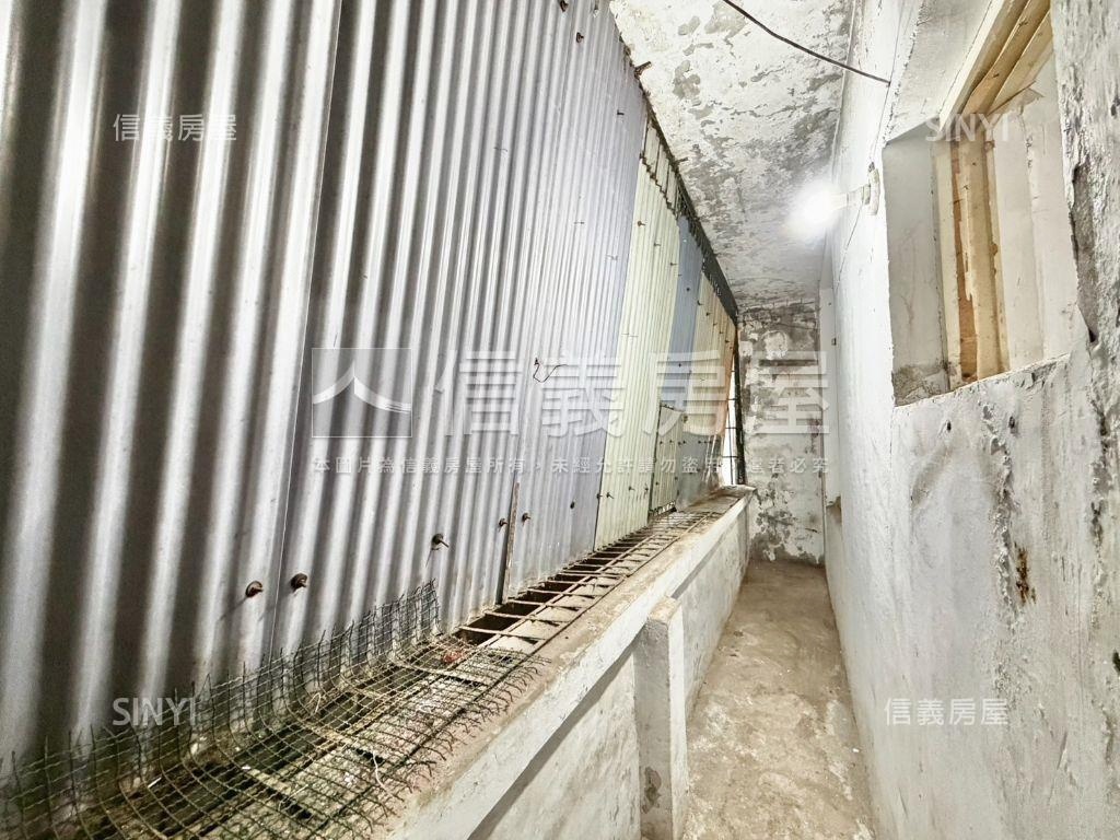 中華路，公寓三樓房屋室內格局與周邊環境