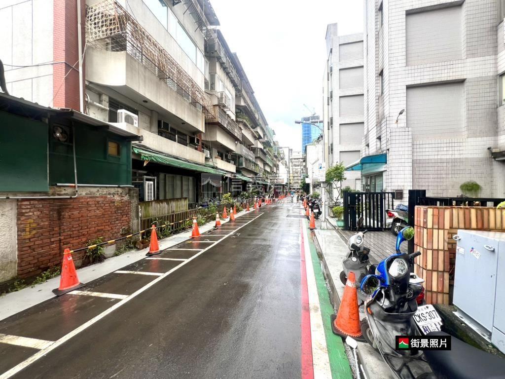 地上權便宜停車位７號房屋室內格局與周邊環境