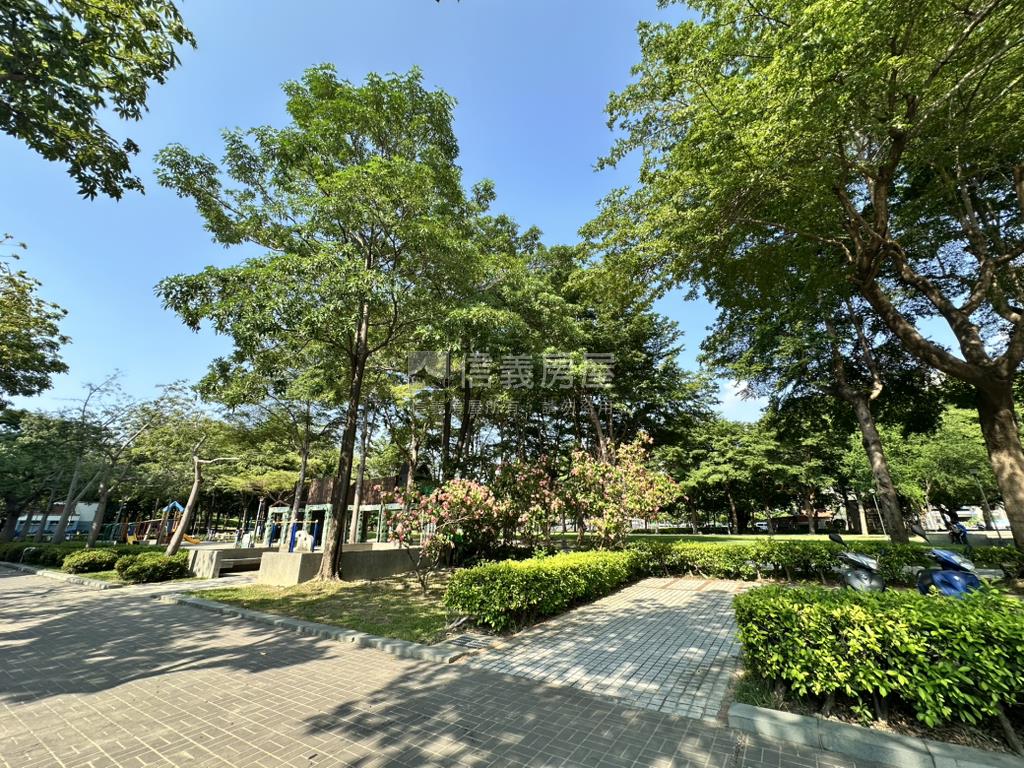 閱讀城市三房平車讚房屋室內格局與周邊環境