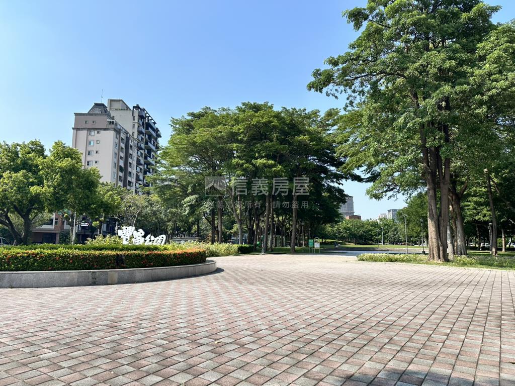 閱讀城市三房平車讚房屋室內格局與周邊環境