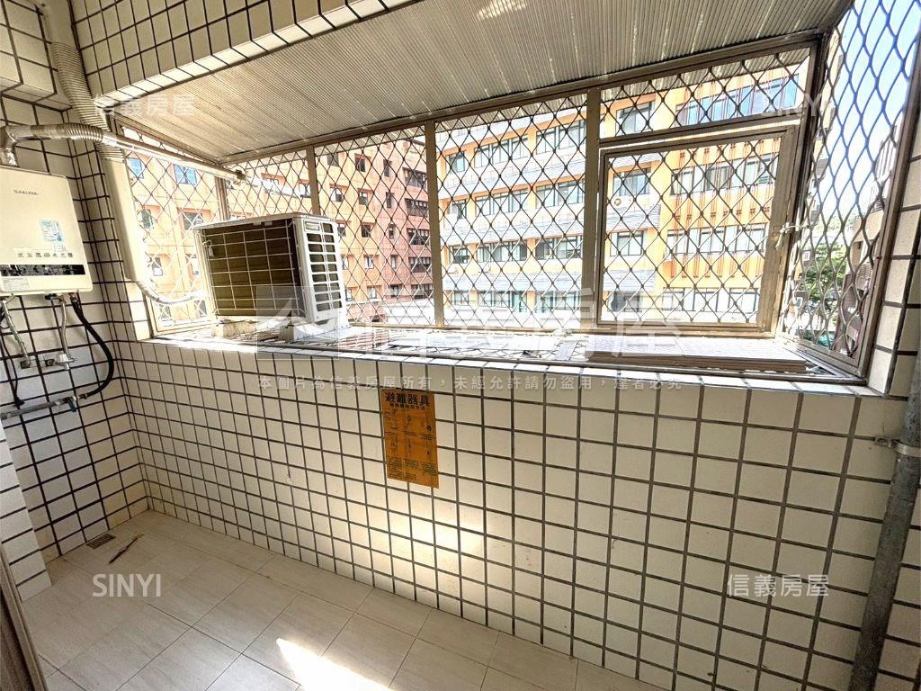 未來捷運站電梯兩房車房屋室內格局與周邊環境