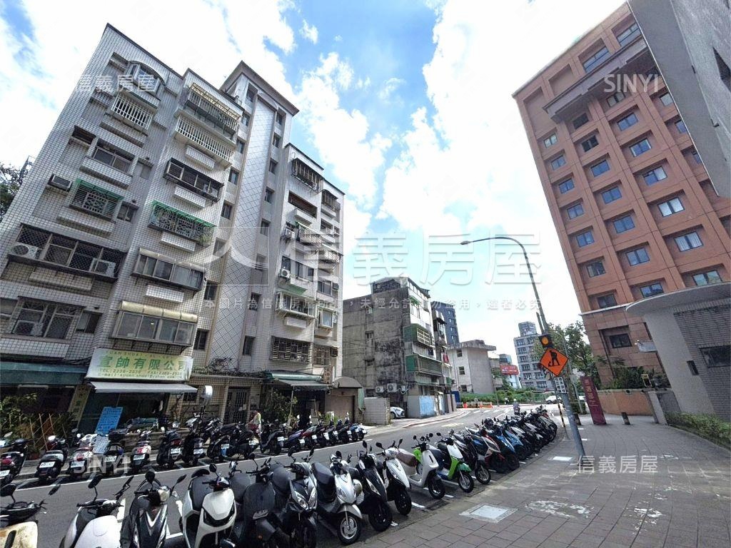 未來捷運站電梯兩房車房屋室內格局與周邊環境