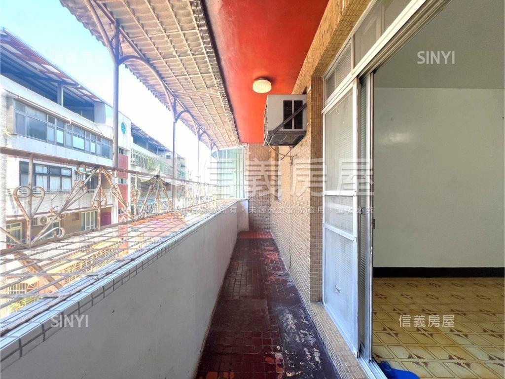 新店低總採光公寓房屋室內格局與周邊環境