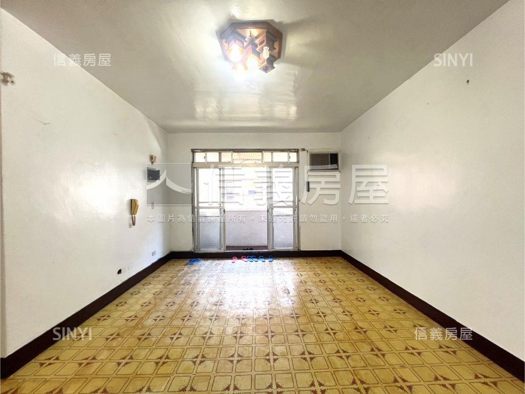 新店低總採光公寓房屋室內格局與周邊環境