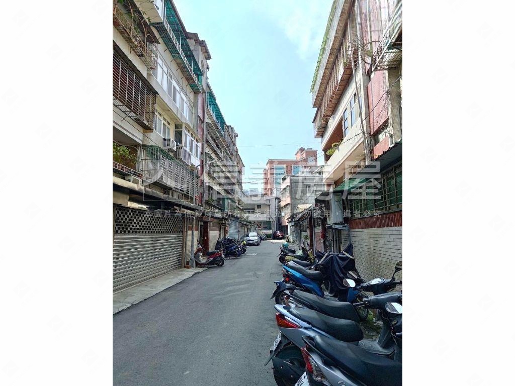 新店低總採光公寓房屋室內格局與周邊環境