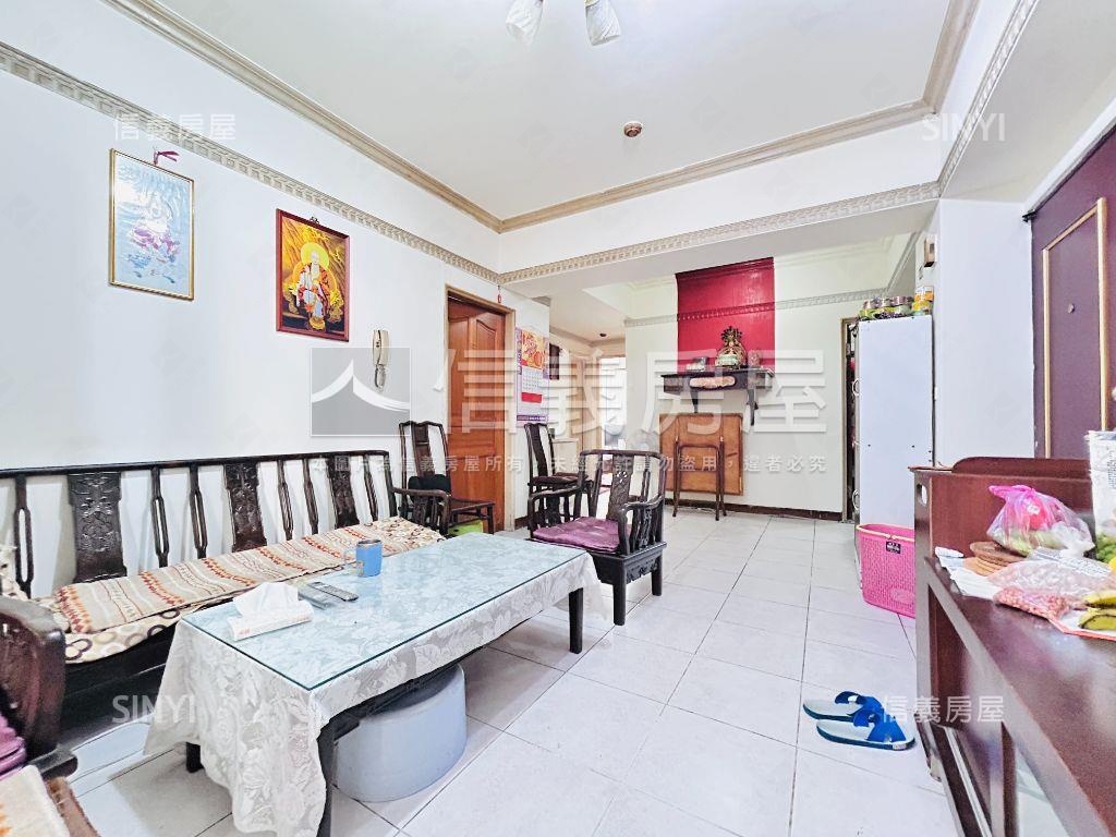 寶慶路便宜超值三房車位房屋室內格局與周邊環境