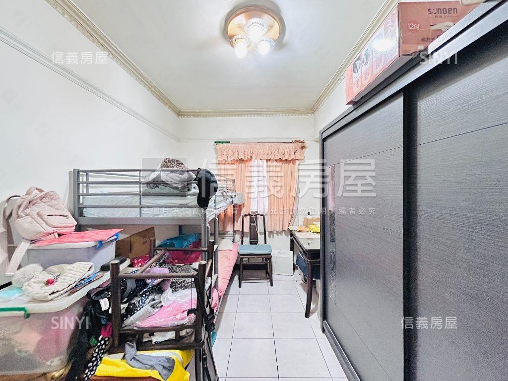 寶慶路便宜超值三房車位房屋室內格局與周邊環境