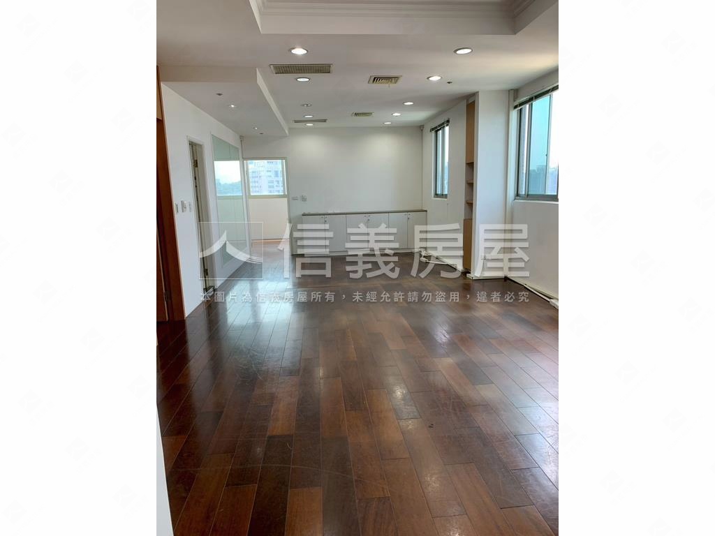 稀有釋出忠孝天廈高樓美景房屋室內格局與周邊環境