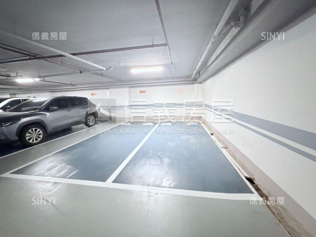 溫馨裝潢太陽帝國三房車位房屋室內格局與周邊環境