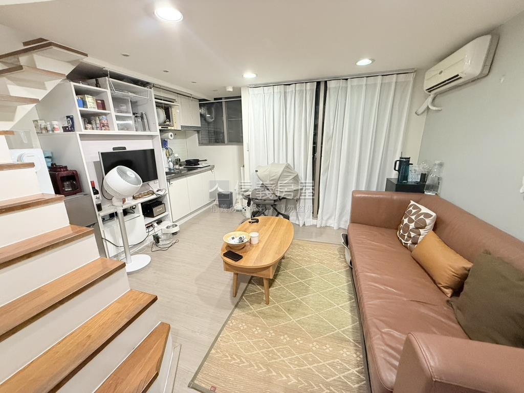 精美裝潢．挑高四米二房屋室內格局與周邊環境