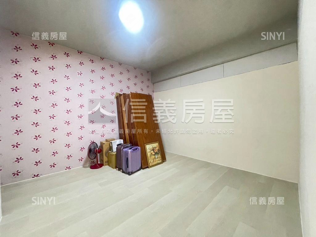 近新莊捷運站二樓美寓房屋室內格局與周邊環境