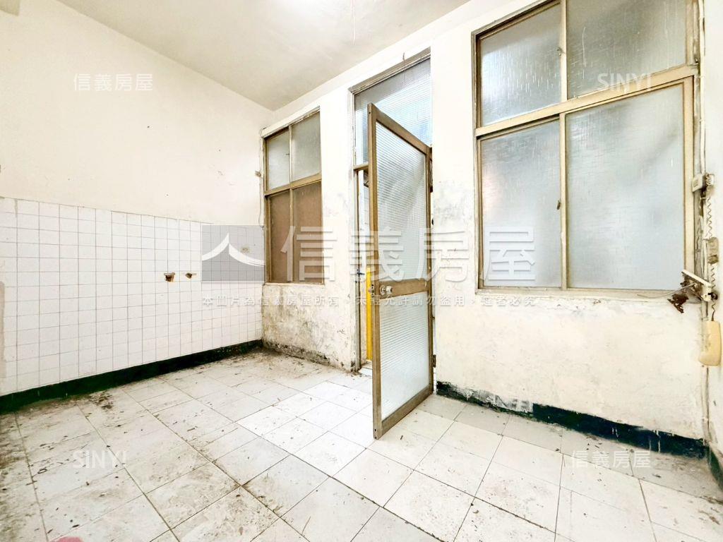 北區大興街｜小資成家透天房屋室內格局與周邊環境