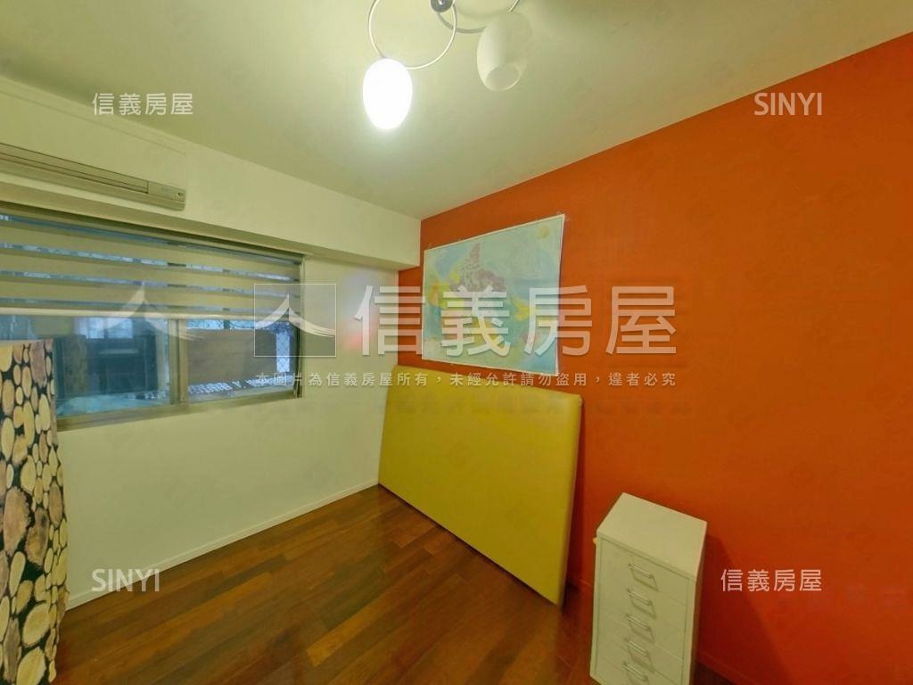 專任！象山溫馨電梯三房房屋室內格局與周邊環境