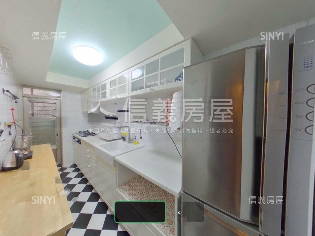 專任！象山溫馨電梯三房房屋室內格局與周邊環境