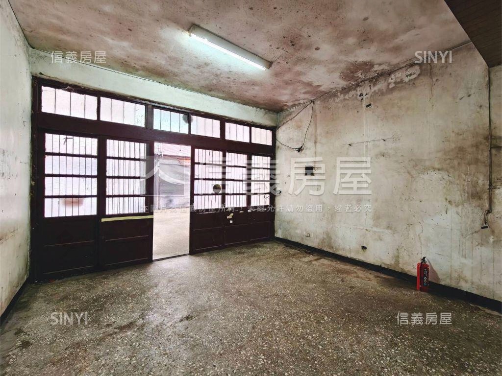 【ＶＲ】萬大市場旁靜透天房屋室內格局與周邊環境