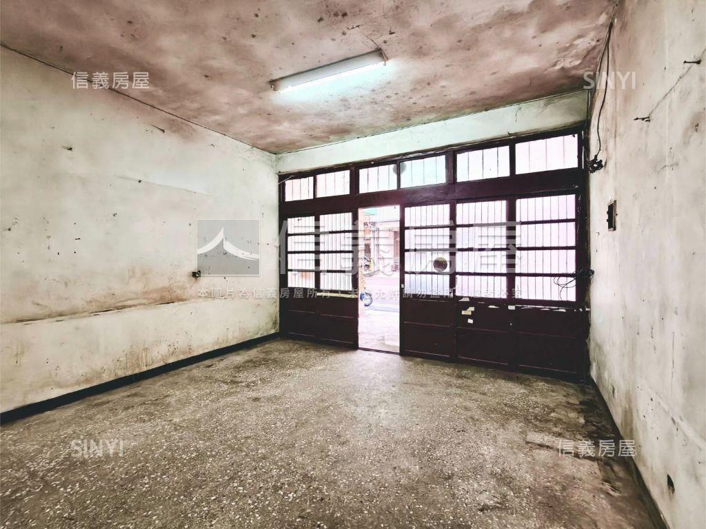 【ＶＲ】萬大市場旁靜透天房屋室內格局與周邊環境