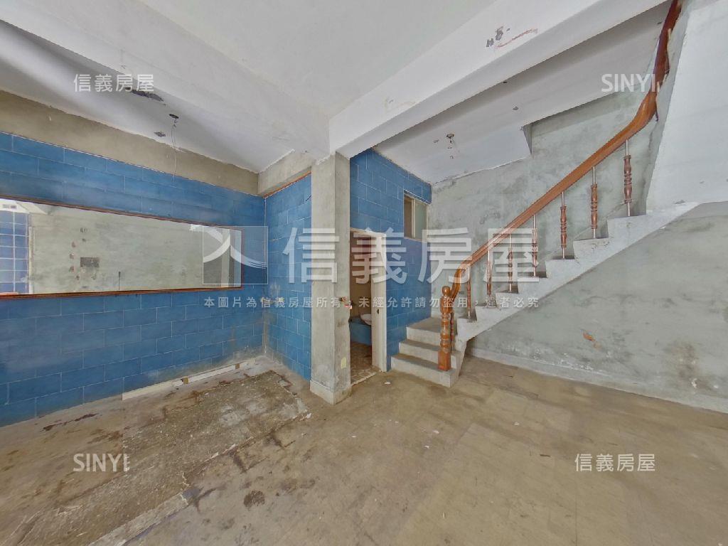 近文化國小金店面可看屋房屋室內格局與周邊環境