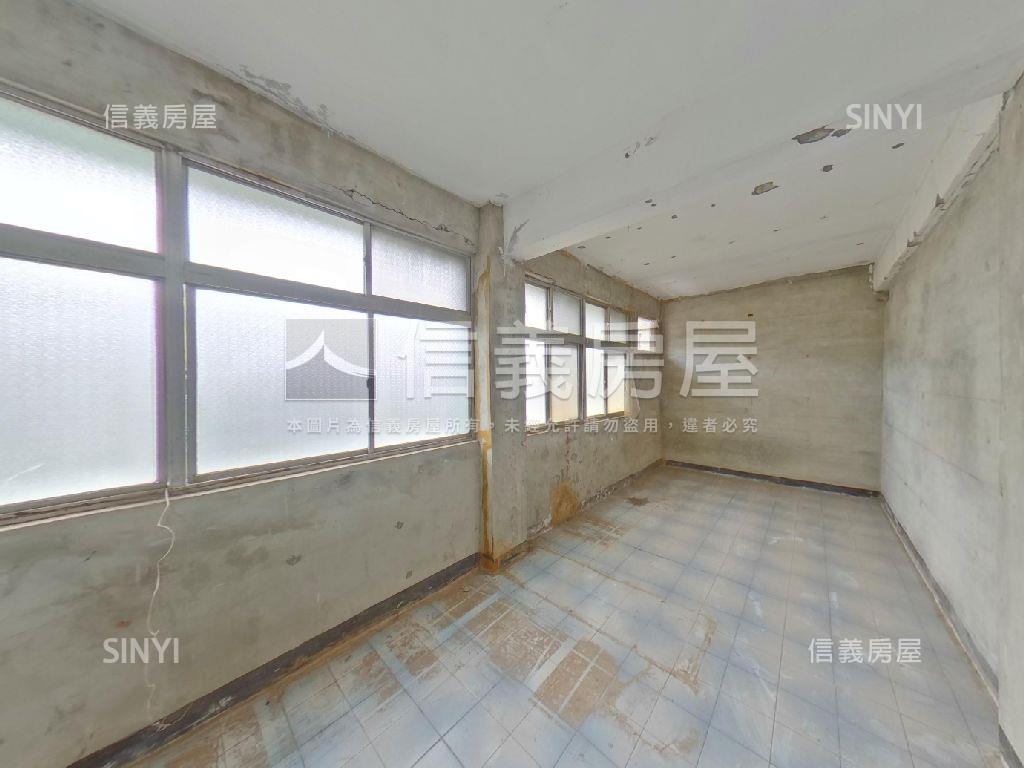 近文化國小金店面可看屋房屋室內格局與周邊環境