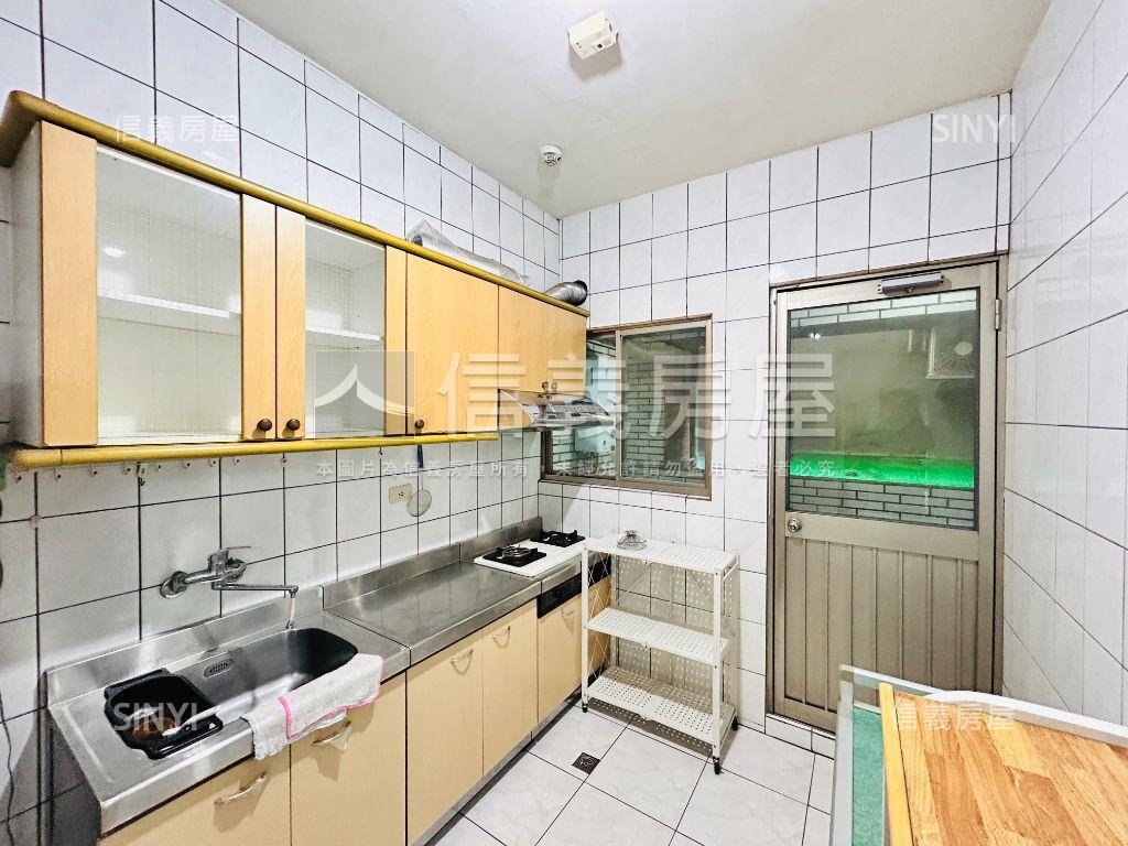 三重傳奇房屋室內格局與周邊環境