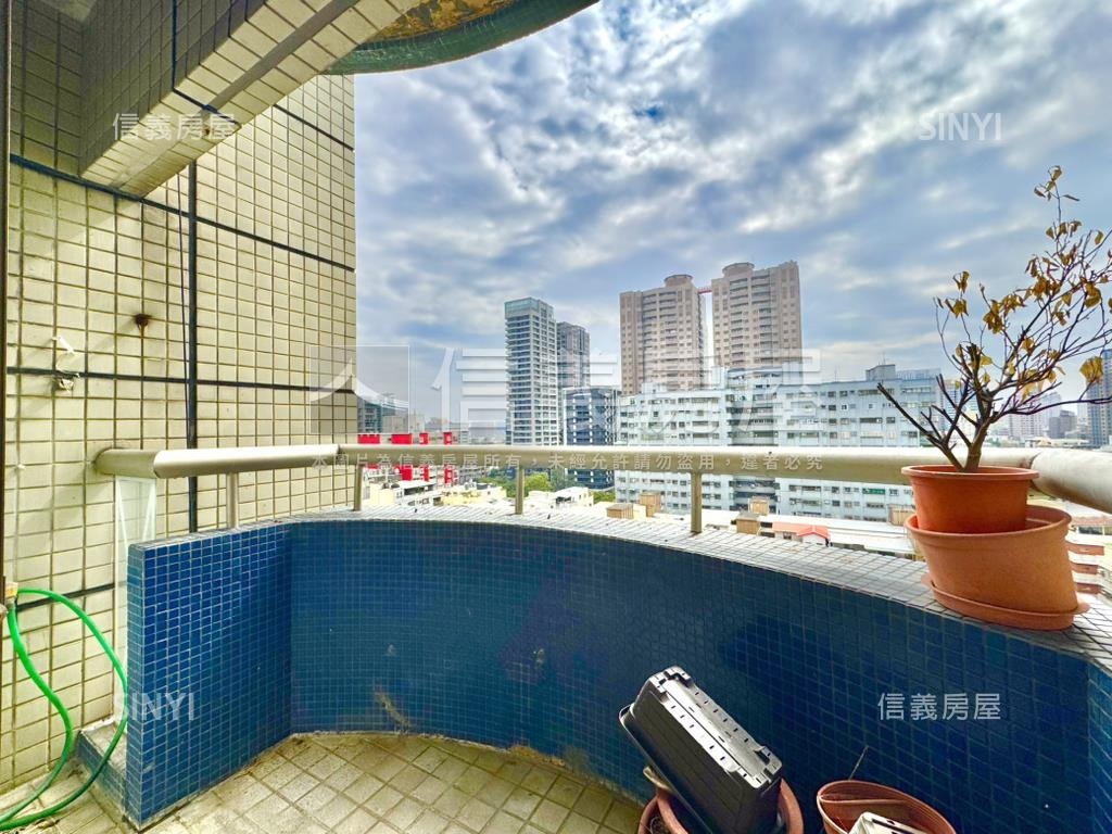 文化皇家四維五福四房平車房屋室內格局與周邊環境