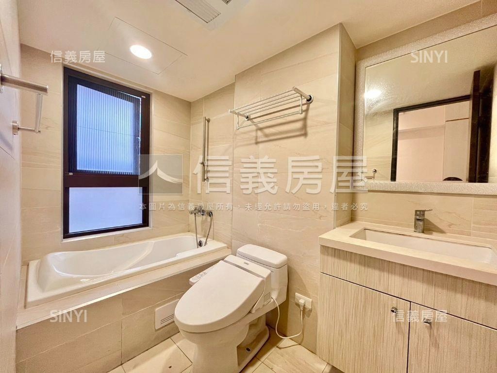綠園道⭐樹梢戶三房平車房屋室內格局與周邊環境