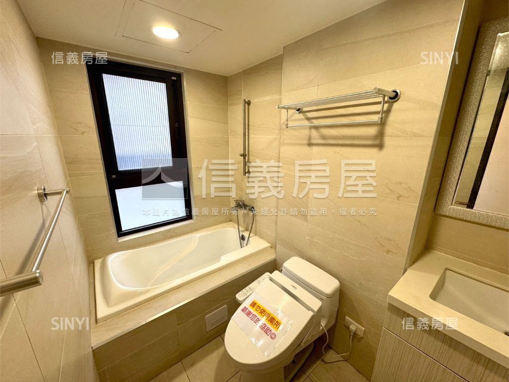 綠園道⭐樹梢戶三房平車房屋室內格局與周邊環境