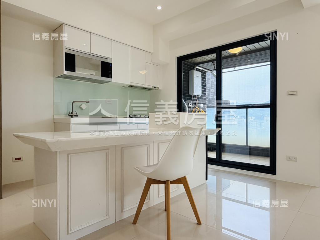 大坪林高樓景觀裝潢美宅房屋室內格局與周邊環境