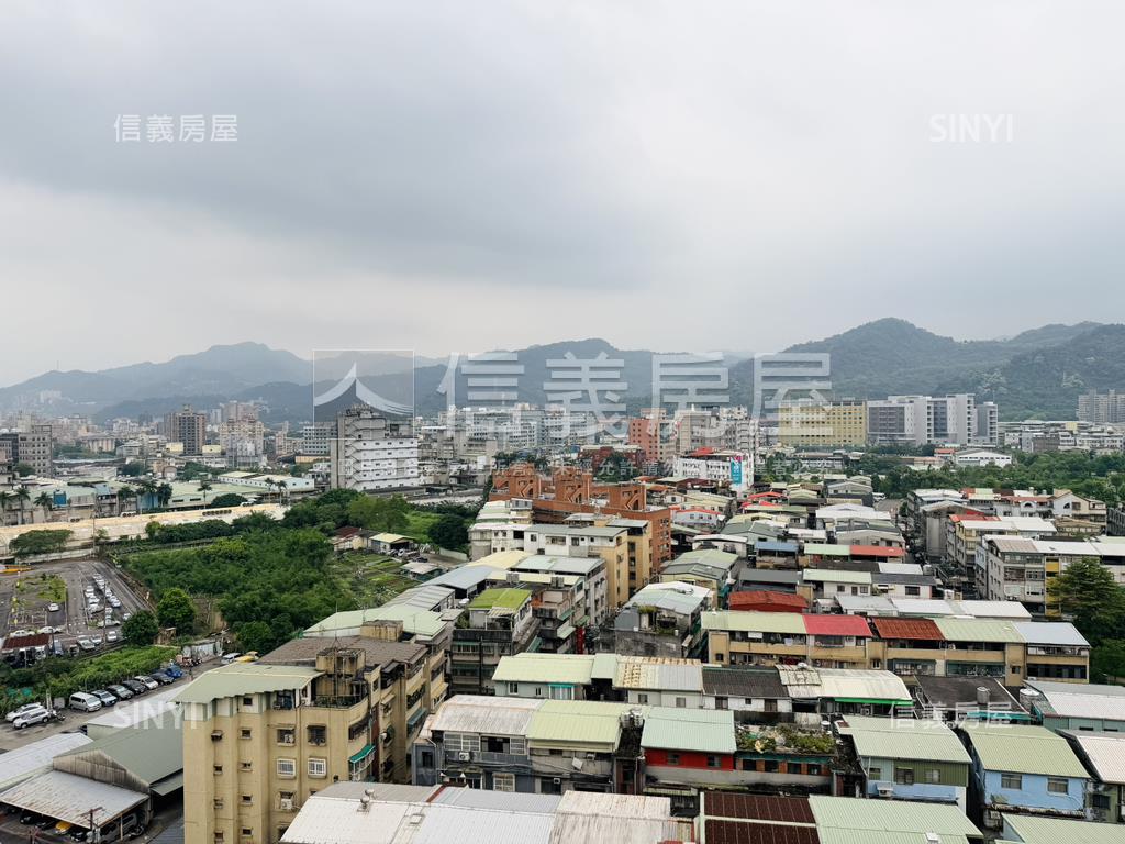 大坪林高樓景觀裝潢美宅房屋室內格局與周邊環境