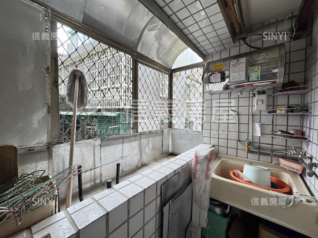 碧山巖．邊間公寓２房房屋室內格局與周邊環境