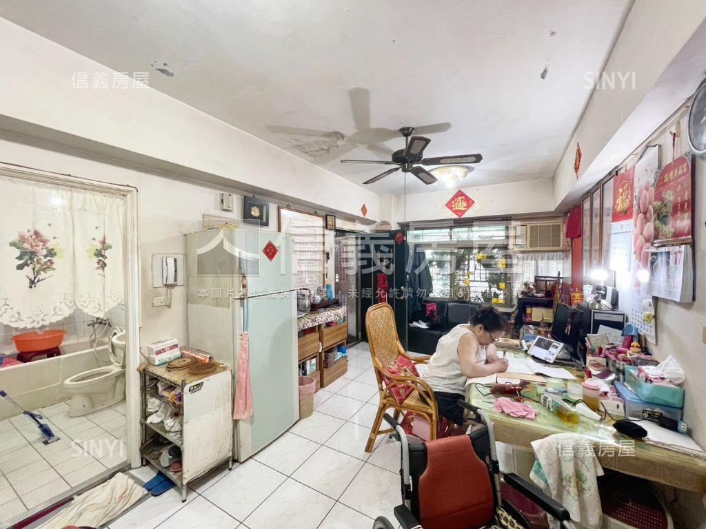 忠孝☆雅苑☆名廈成家三房房屋室內格局與周邊環境