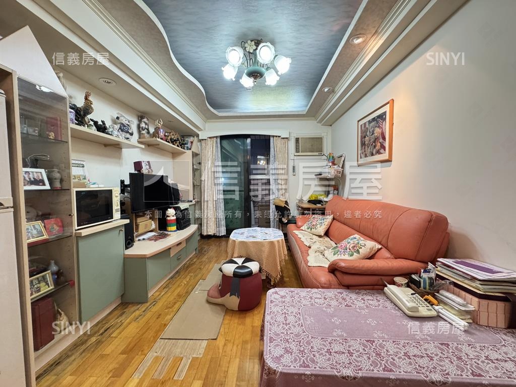 大坪林一房一廳稀有釋出房屋室內格局與周邊環境