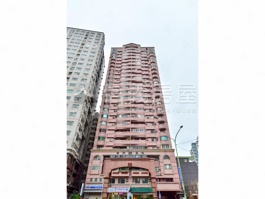 大坪林一房一廳稀有釋出房屋室內格局與周邊環境