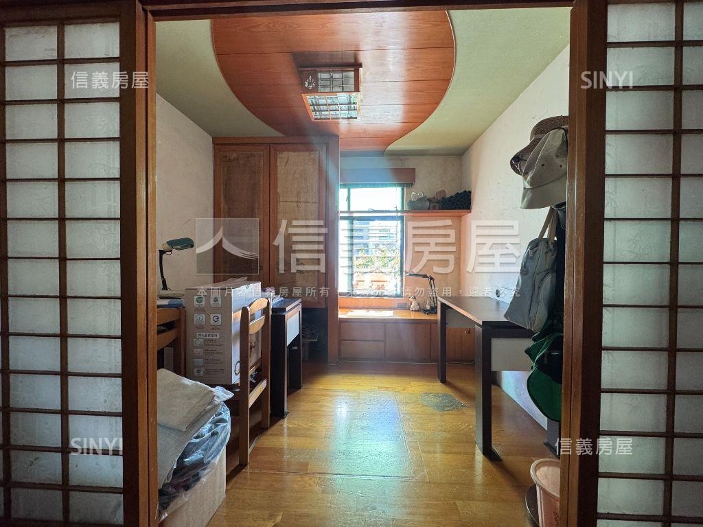 民西三樓兩戶打通美寓車位房屋室內格局與周邊環境